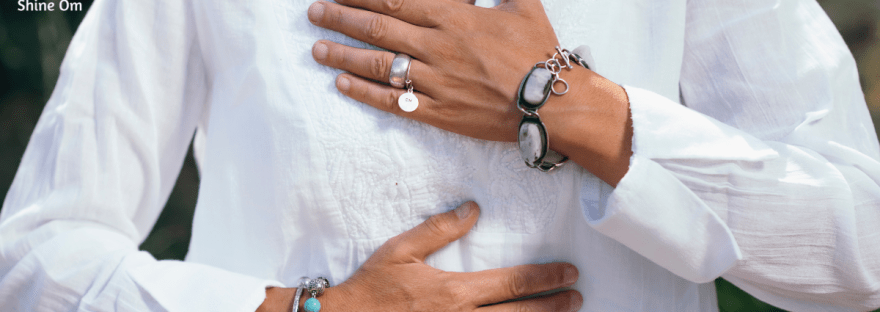 Shine Om shares 8 benefits of gratitude proven by science. Visit shineom.com.au/articles to learn more about gratitude.