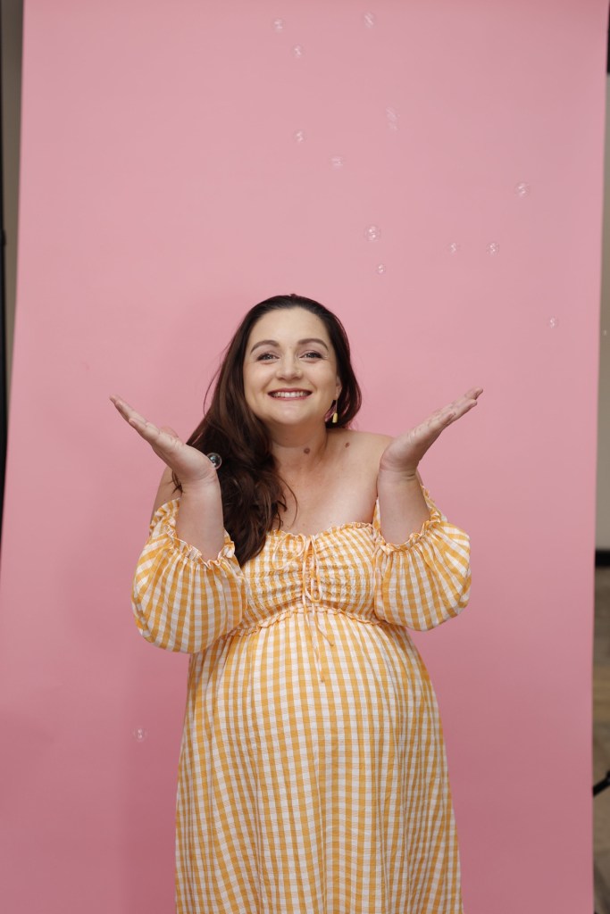 Shine Om teaches yoga and mindfulness to teens online to support them through school drama, study pressure, anxiety and depression. Visit shineom.com.au/teenyoga.